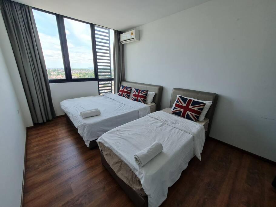 Apartamento Lovely Vivamall City View With 2 Card Lv10 Kuching Exterior foto